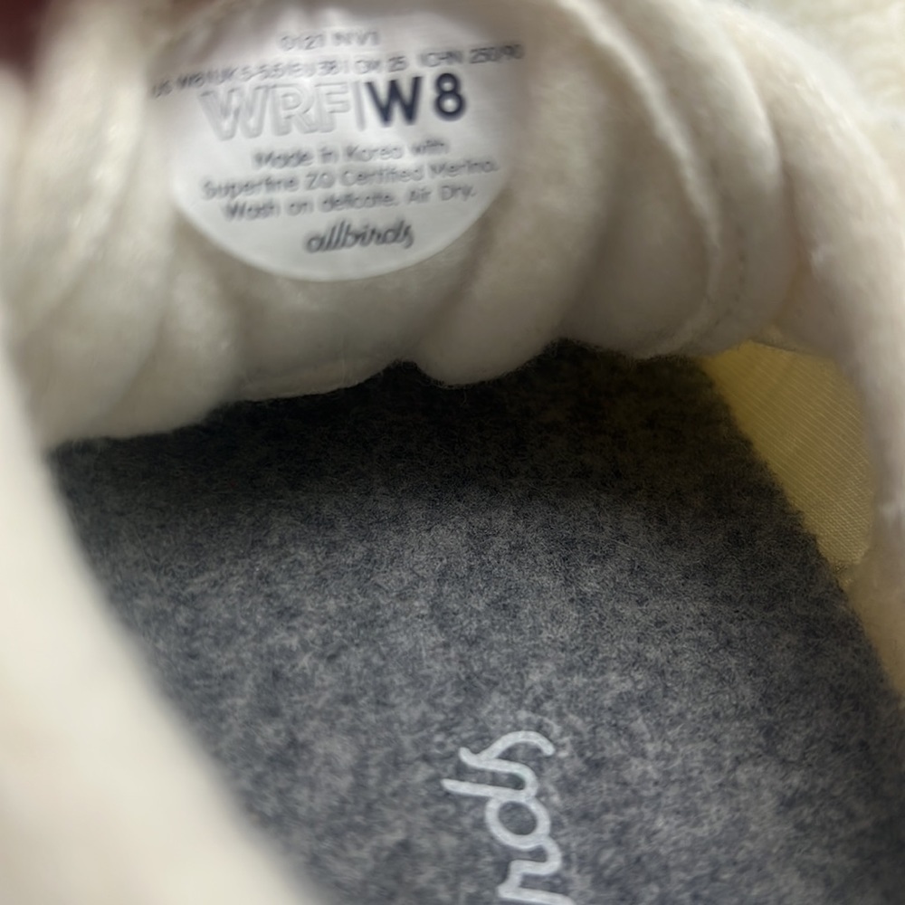 Allbirds Women's Wool Runner Fluffs size 8 white - Picture 7 of 7